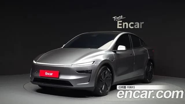 Tesla Model Y RWD