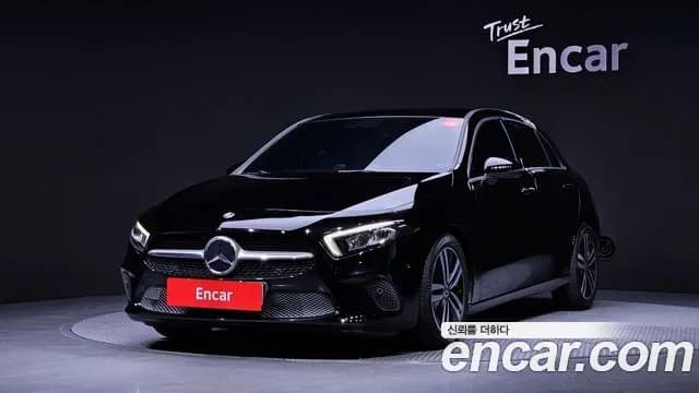Mercedes-Benz A-Class A220 Hatchback