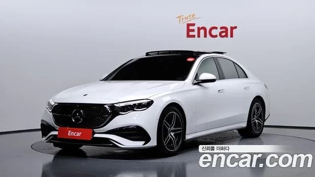 Mercedes-Benz E-Class E300 4MATIC AMG Line