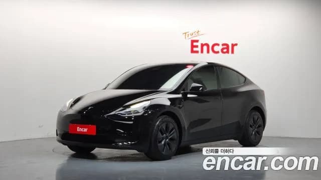 Tesla Model Y RWD