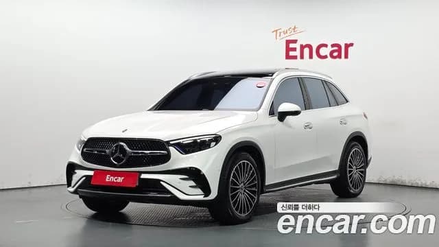 Mercedes-Benz GLC-Class GLC300 4MATIC AMG Line
