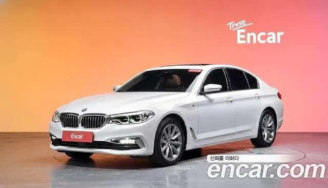 BMW 5-Series 530e Luxury