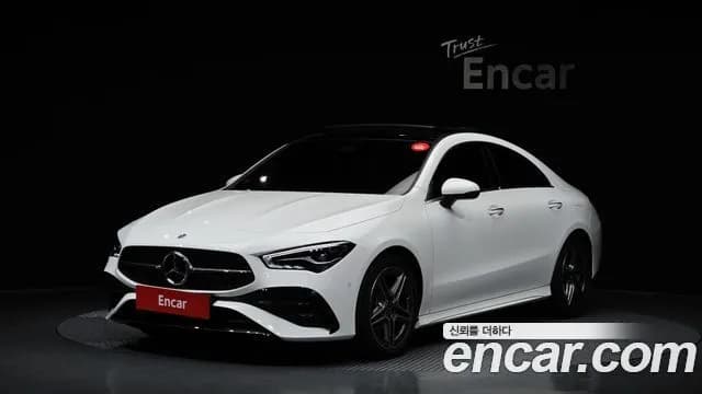 Mercedes-Benz CLA-Class CLA250 4MATIC