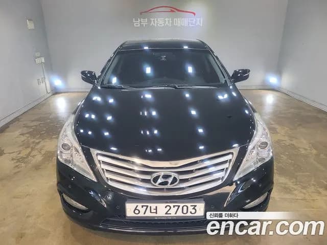 Hyundai Grandeur HG240 Luxury