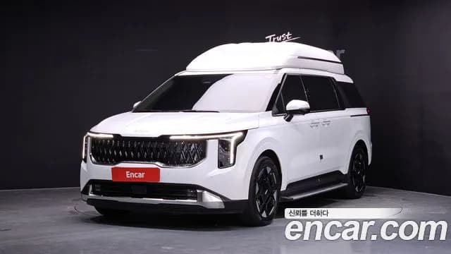 Kia Canival HEV 7-Seater Hi Limousine
