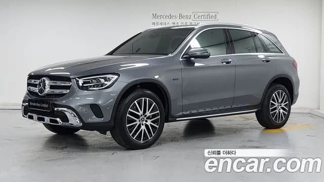 Mercedes-Benz GLC-Class GLC300e 4MATIC