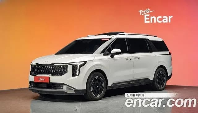 Kia Canival HEV 9seater Signature