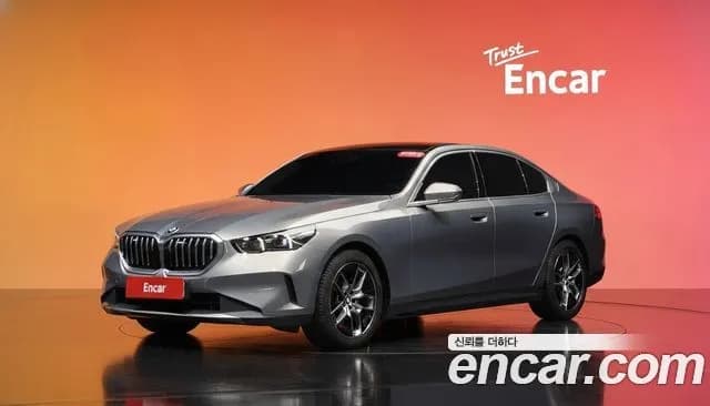 BMW 5-Series 520i