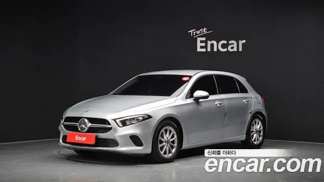 Mercedes-Benz A-Class A220 Hatchback