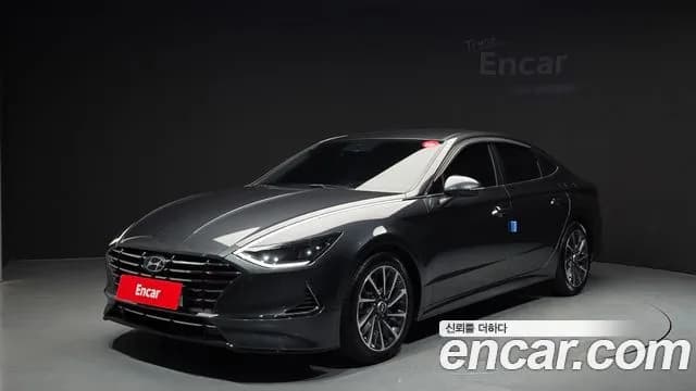Hyundai Sonata 2.0 LPG(Disabled Person)