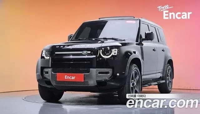 Land Rover Defender 110 P300 X-Dynamic SE
