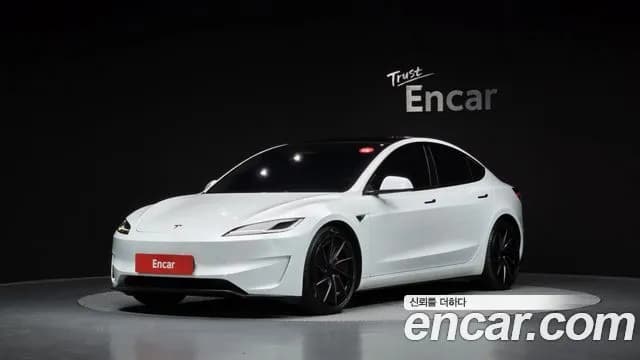 Tesla Model 3 Performance AWD