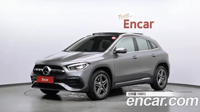 Mercedes-Benz GLA-Class GLA250 4MATIC