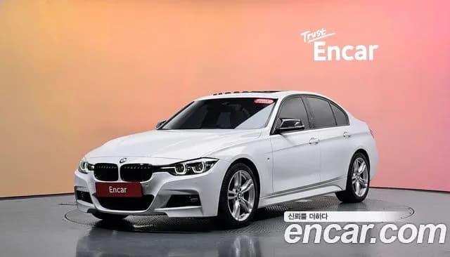 BMW 3-Series 330i M Sport Shadow
