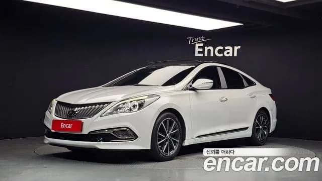 Hyundai Grandeur HG240 Modern