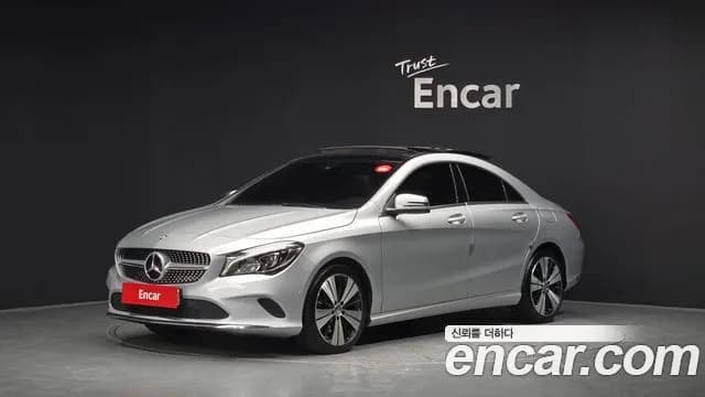 Mercedes-Benz CLA-Class CLA250 4MATIC