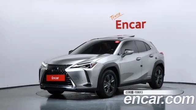Lexus UX 2.0 2WD
