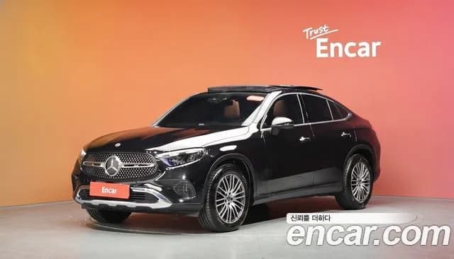 Mercedes-Benz GLC-Class GLC300 4MATIC Avnatgarde Coupe