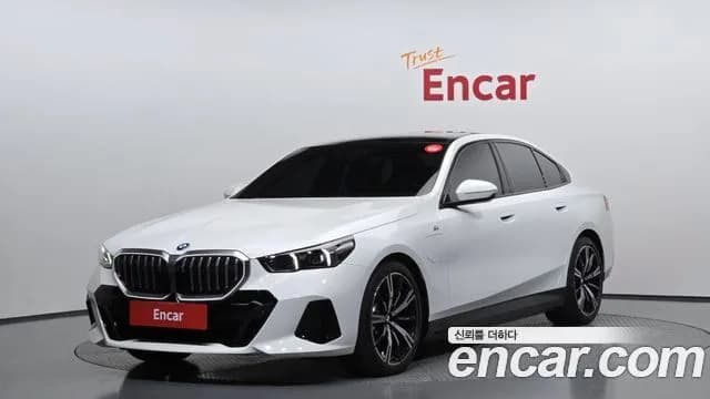 BMW 5-Series 530e M Sport