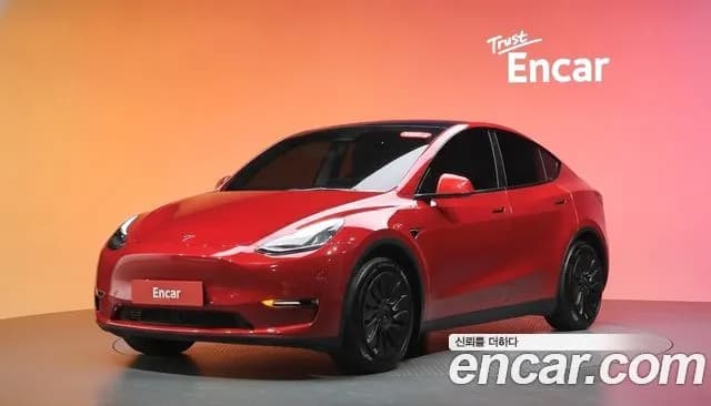Tesla Model Y Standard Range RWD