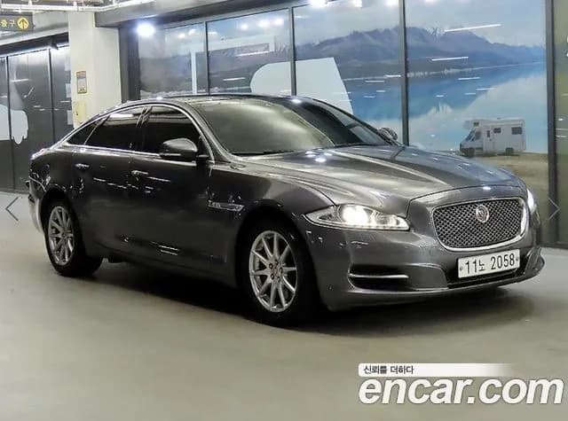 Jaguar XJ 2.0 Luxury SWB