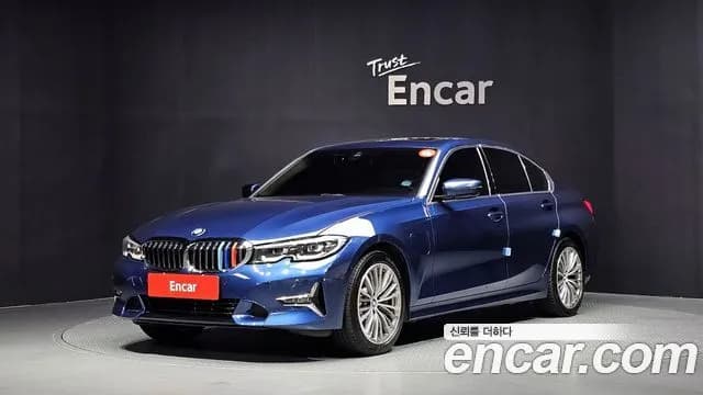 BMW 3-Series 330e Luxury