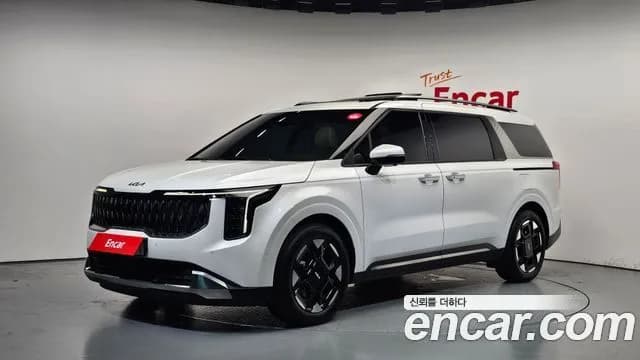 Kia Canival HEV 9seater Signature