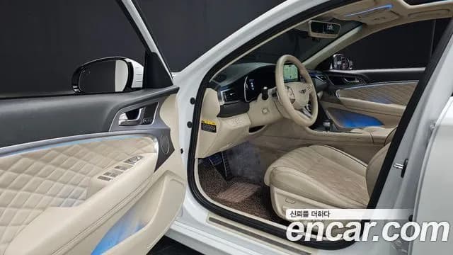 Genesis G70 2.0T AWD