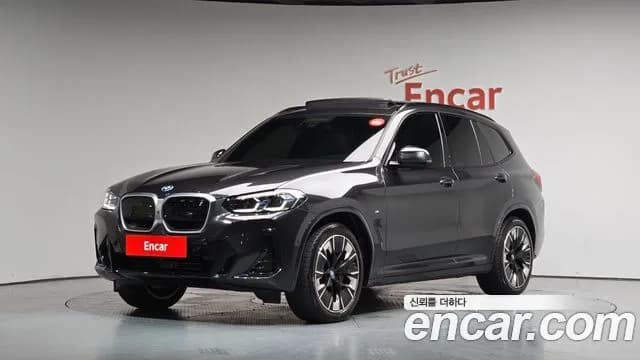 BMW iX3 M Sports