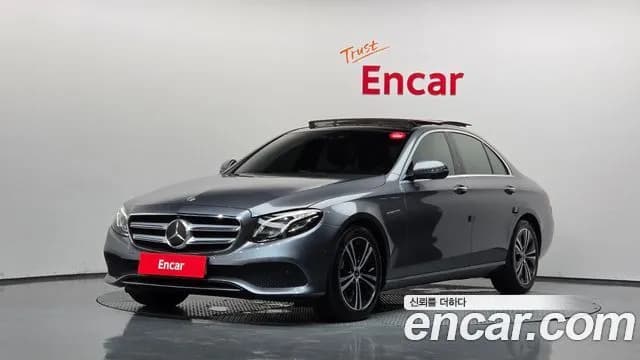 Mercedes-Benz E-Class E300 Avantgarde