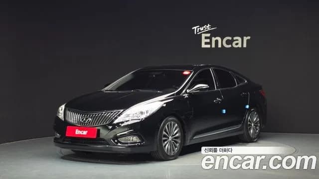 Hyundai Grandeur HG240 Modern