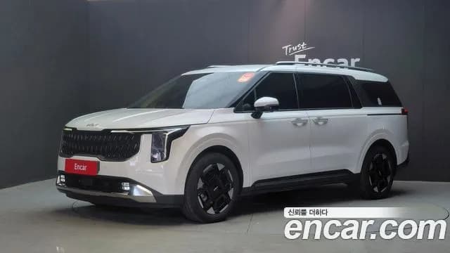 Kia Canival HEV 9seater Signature