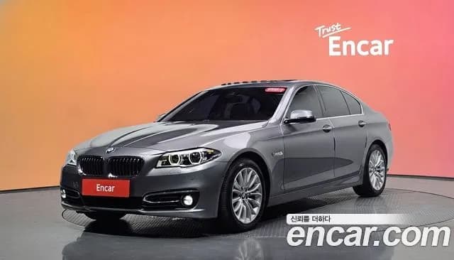 BMW 5-Series 528i xDrive Luxury Plus