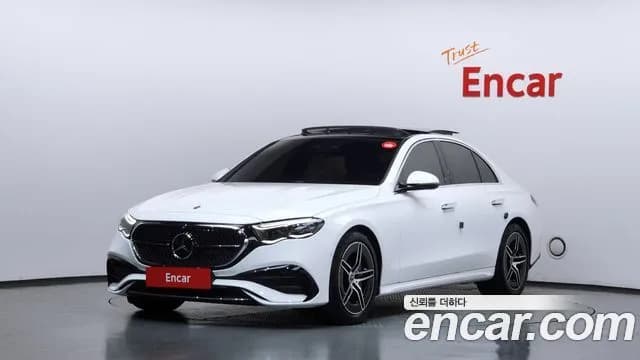 Mercedes-Benz E-Class E300 4MATIC AMG Line