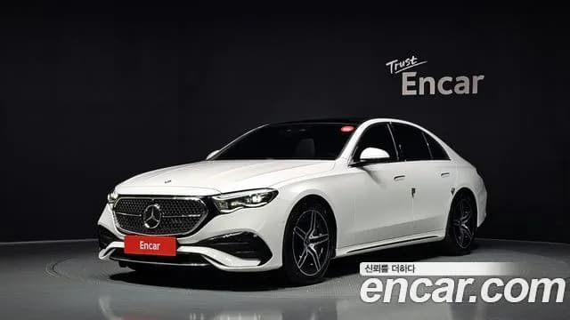 Mercedes-Benz E-Class E300 4MATIC AMG Line