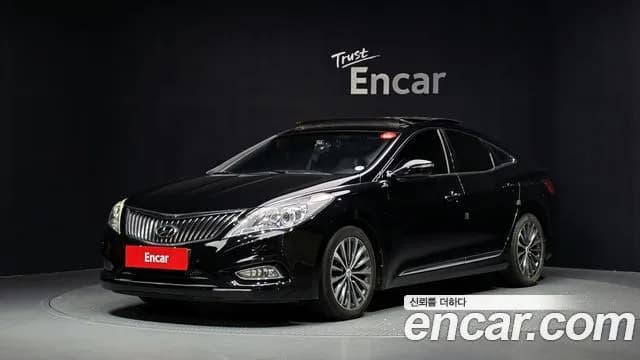 Hyundai Grandeur HG240 Modern