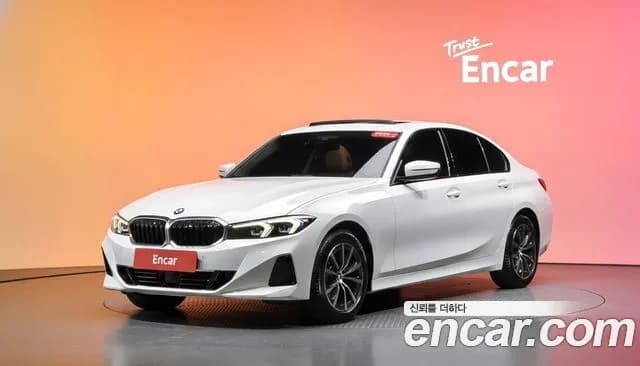 BMW 3-Series 320i