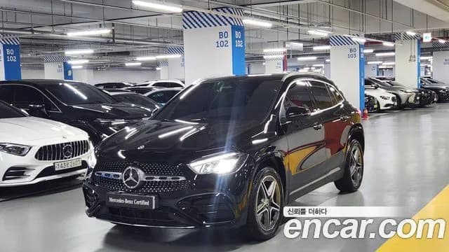 Mercedes-Benz GLA-Class GLA250 4MATIC
