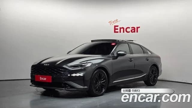 Kia K8 Signature