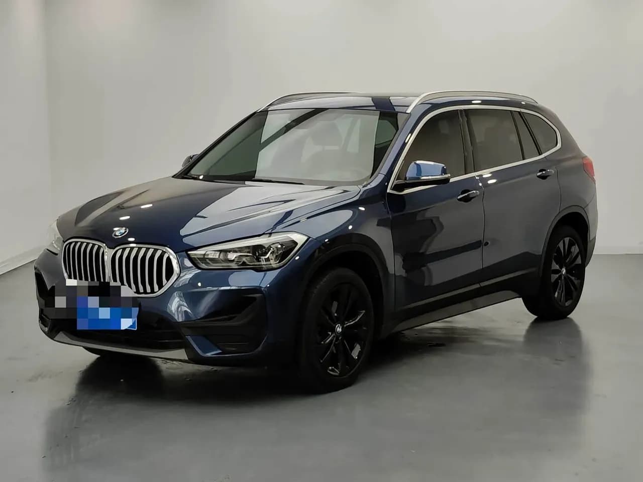 BMW X1 sDrive20Li Fashion Model