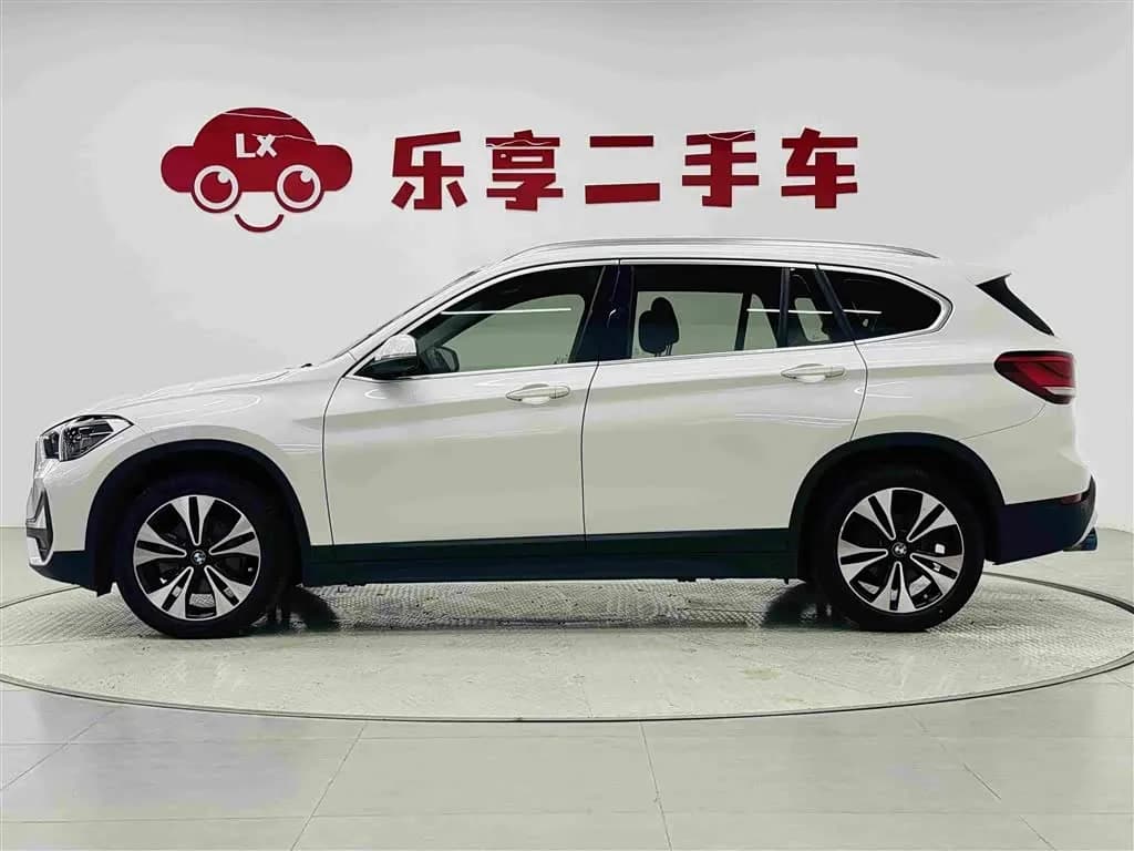 BMW X1 sDrive20Li Fashion Model