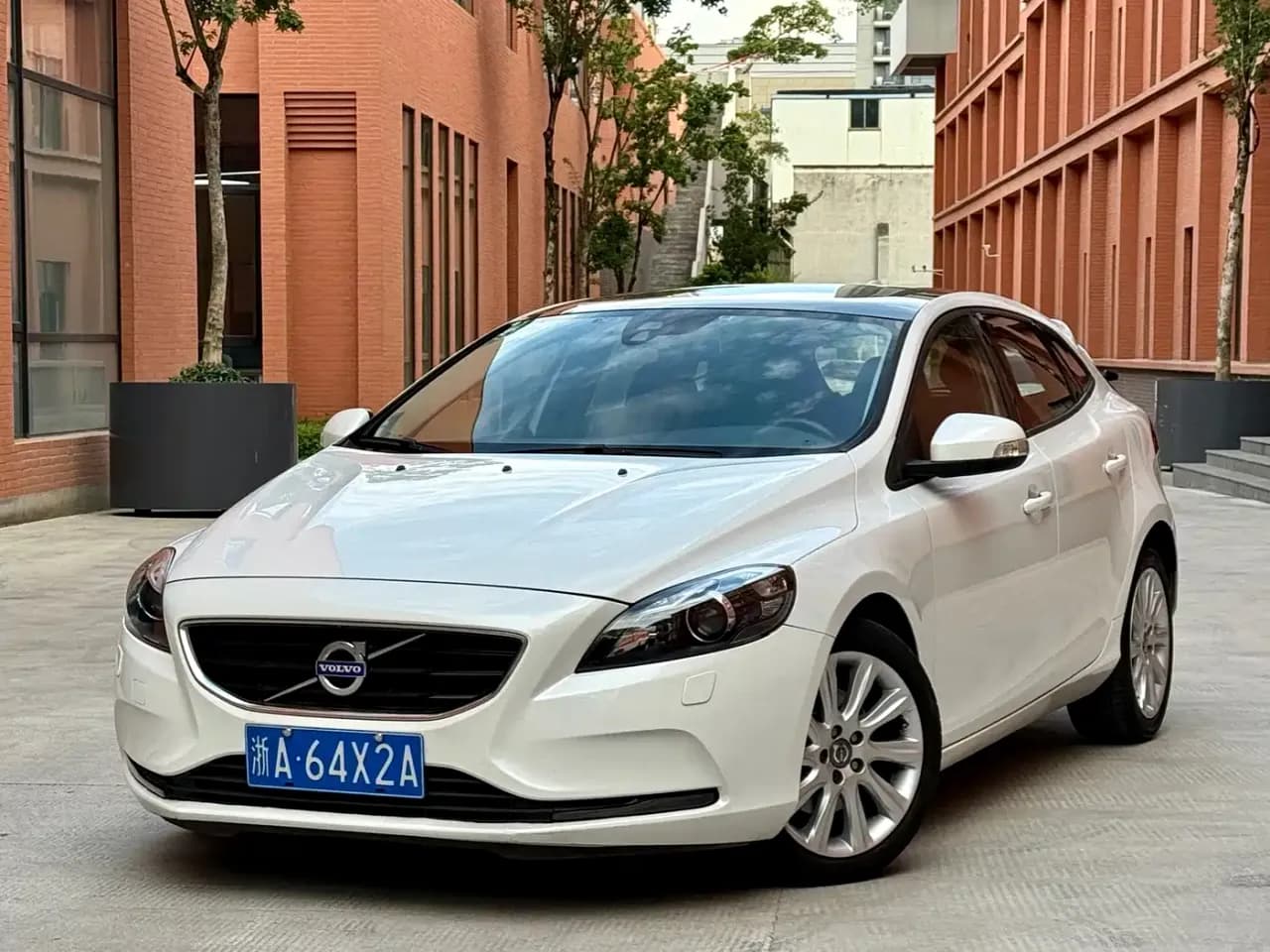 Volvo V40 1.6T Smart Comfort Edition