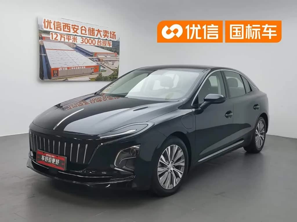 Hongqi E-QM5 431km Charging Enjoyment Edition