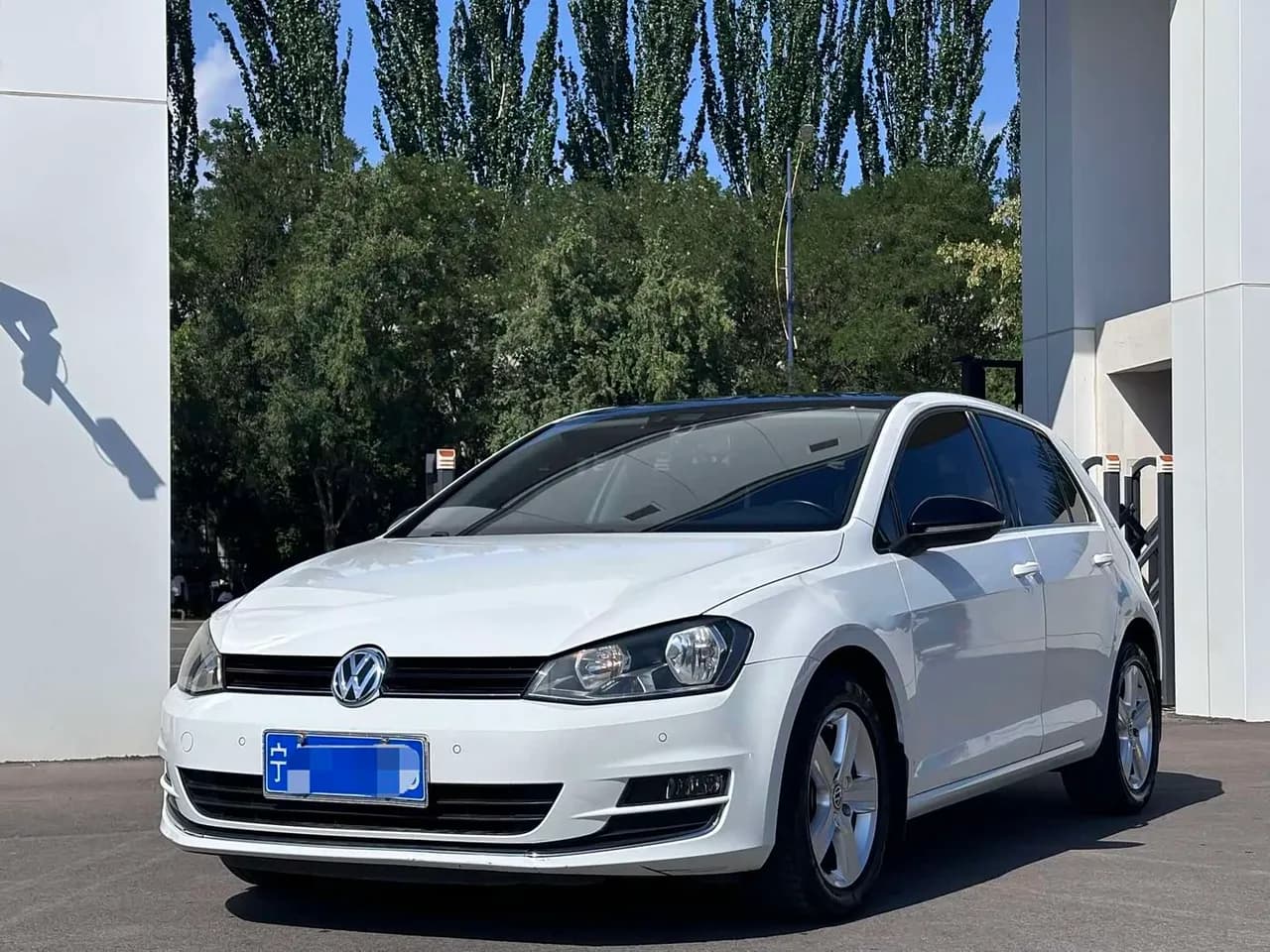 Volkswagen Golf 1.6L Auto Comfort Millionth Edition