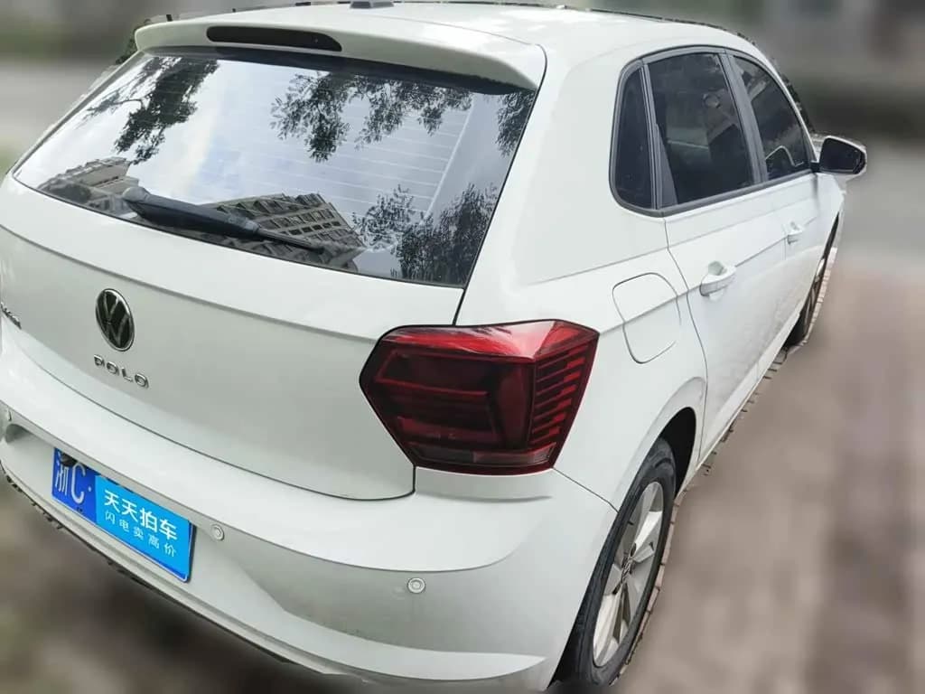 Volkswagen Polo Facelift Plus 1.5L Automatic Panorama Enjoyment Edition