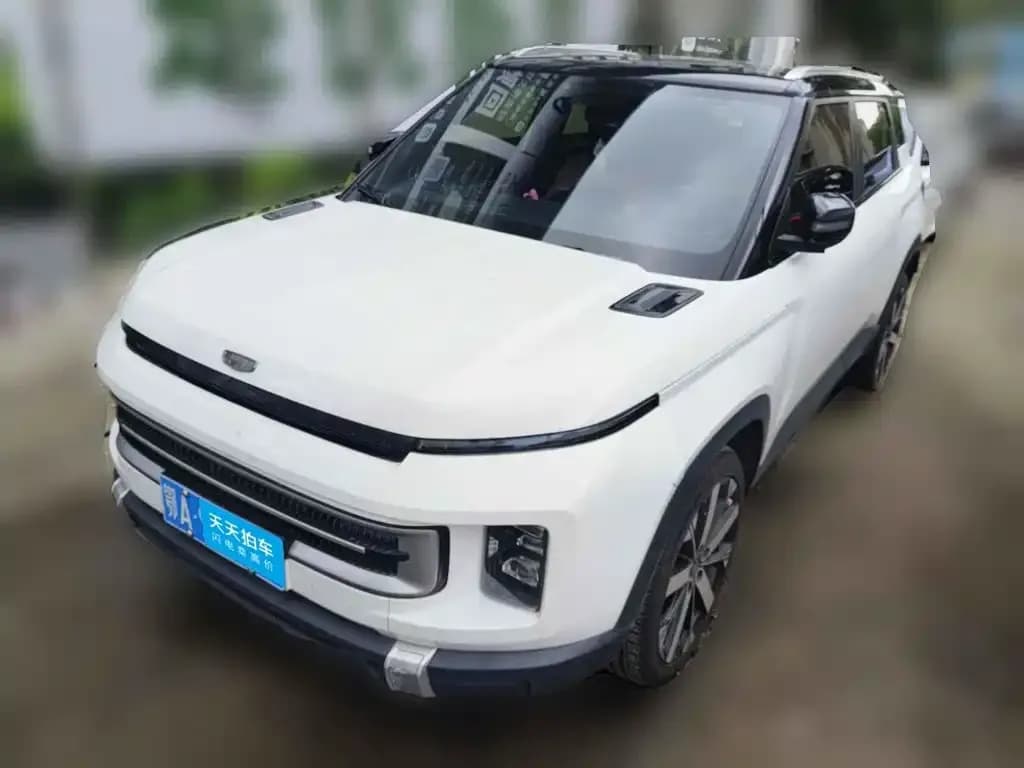 Geely ICON Model 1.5TD i7
