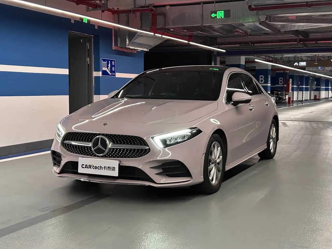 Mercedes-Benz A-Class Facelift II A 200 L Sport Sedan Fashion