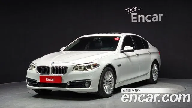 BMW 5-Series 528i xDrive Luxury