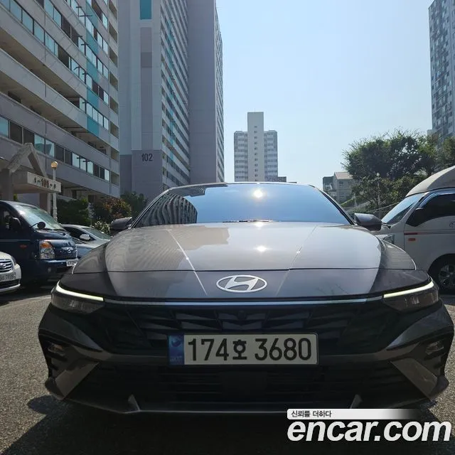 Hyundai AVANTE 1.6