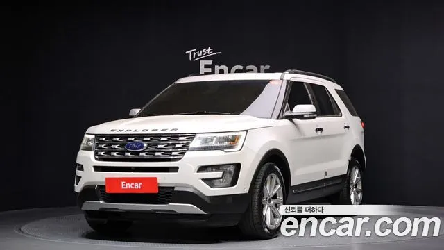 Ford Explorer 2.3 Limited 4WD